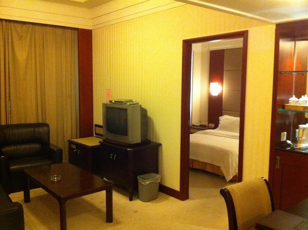 Beilingju Hotel Shenzhen Exteriör bild